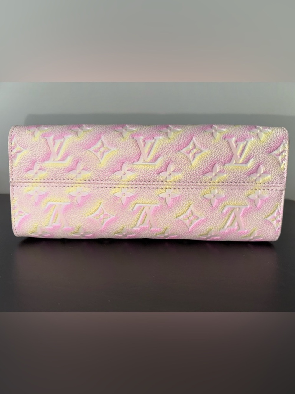 Louis Vuitton Stardust On The Go Empreinte Monogram Pink Tote PM - Picture 6 of 6